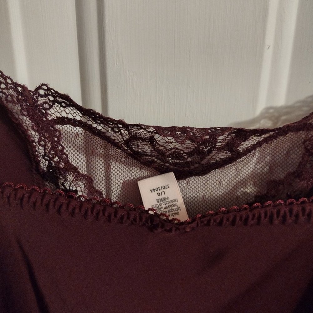 Victoria secret slip - Picture 3 of 8